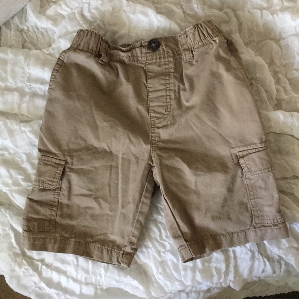 Boys cargo style shorts